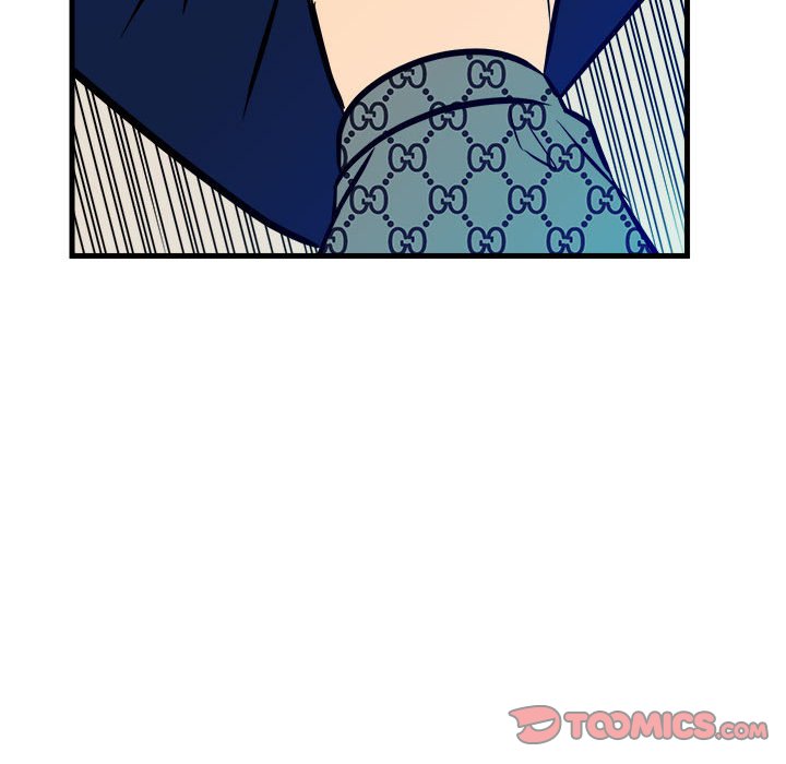 153136