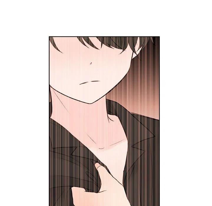 7493
