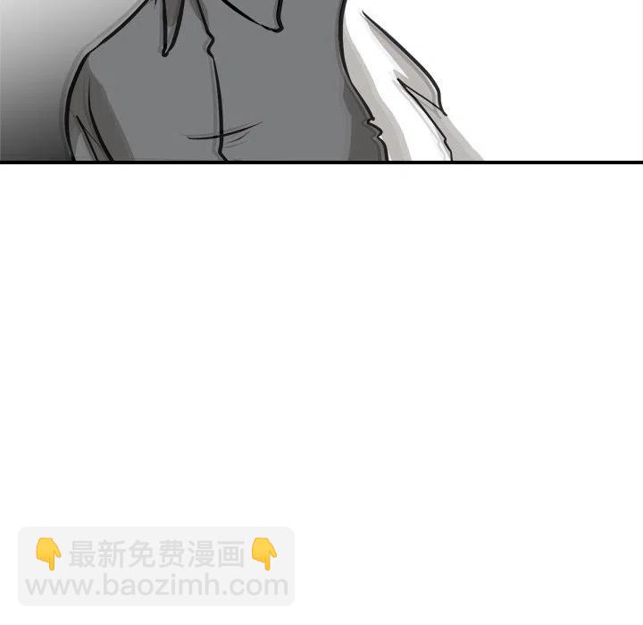 7922