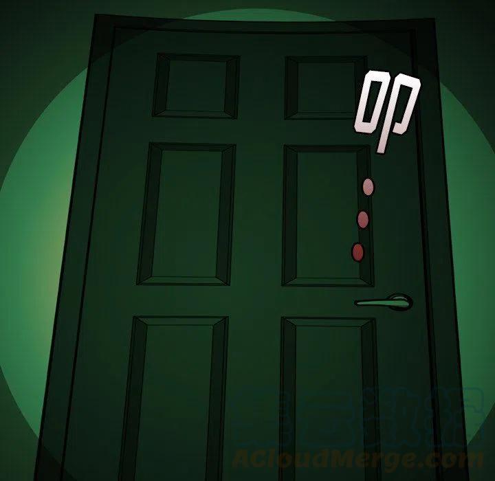648