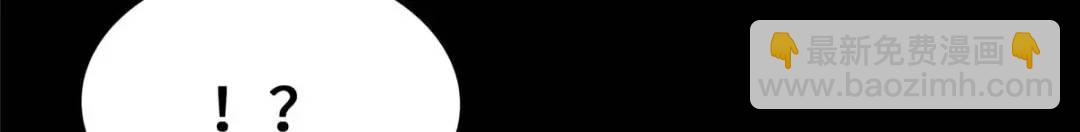 473100