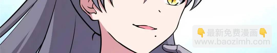 473128