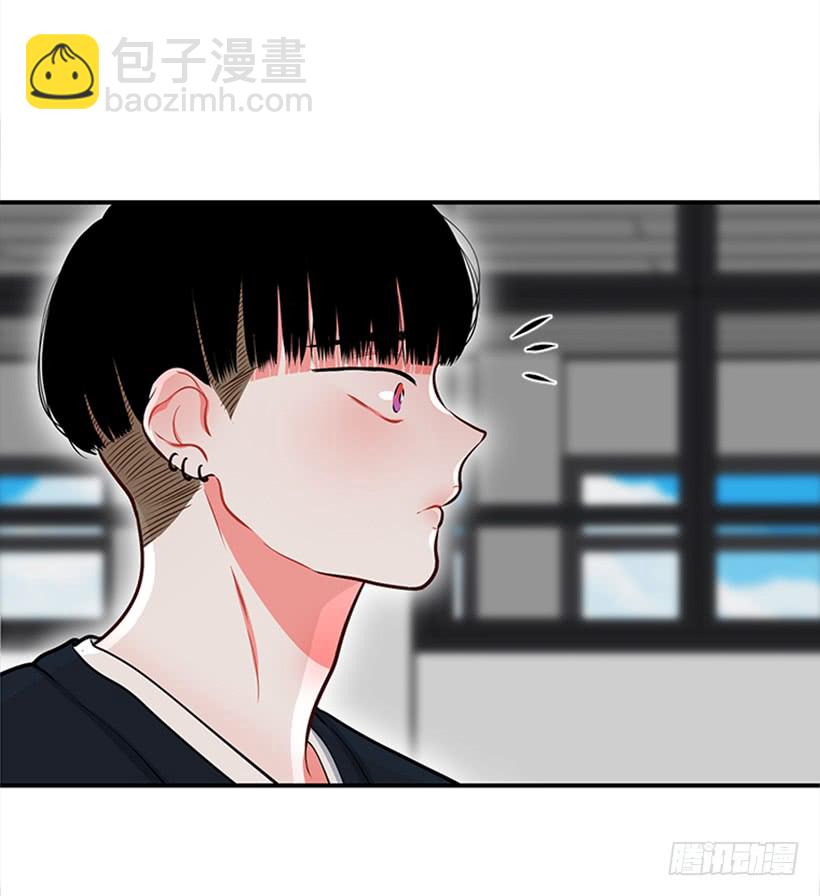 干嘛摸我手！18